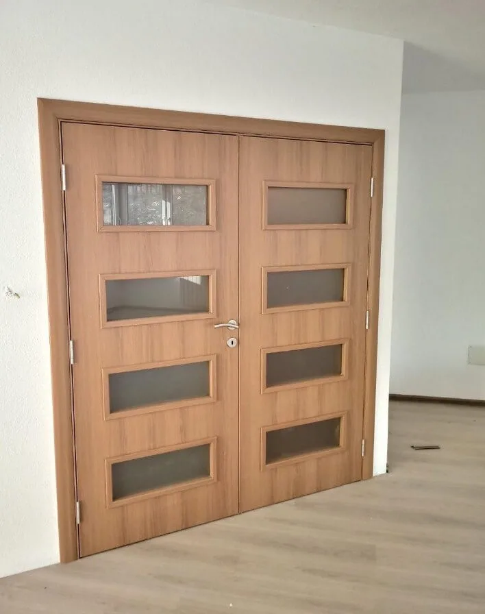 Sobna vrata svijetli hrast dupla sa staklom